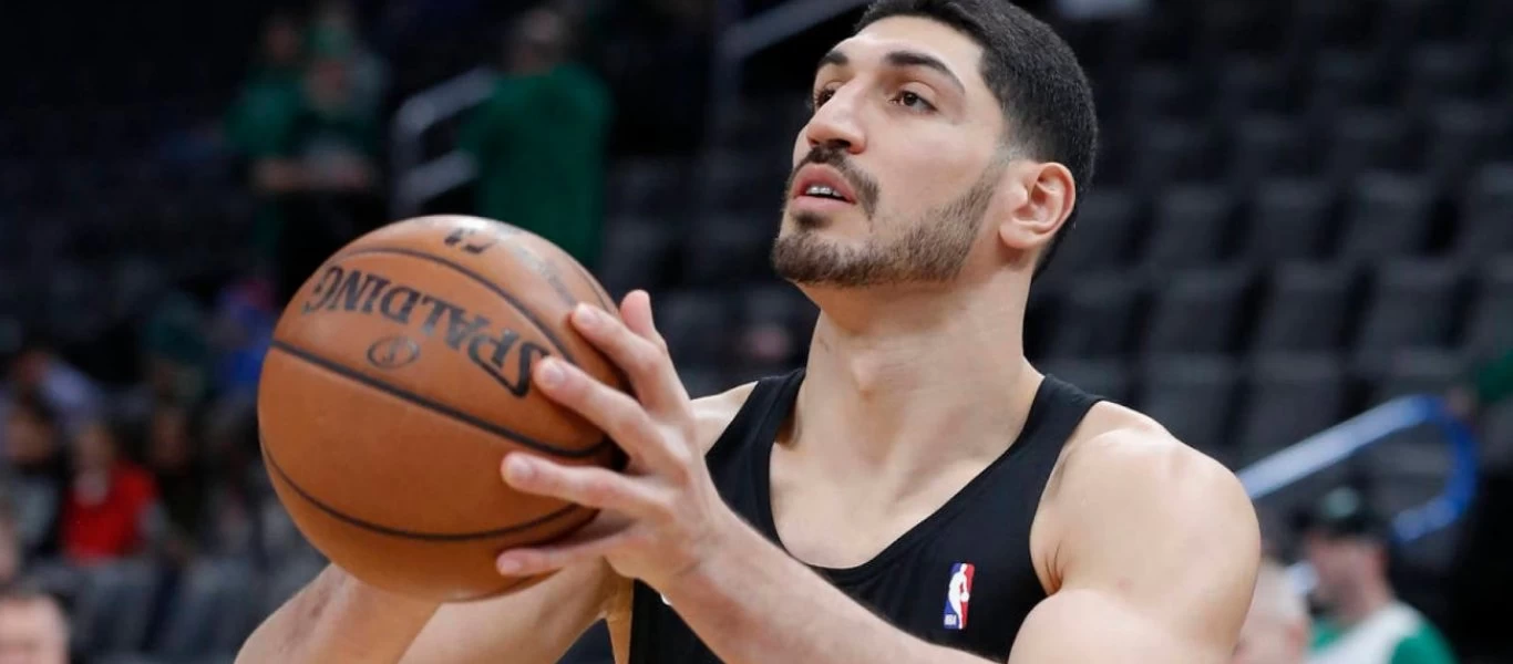 Σφοδρή επίθεση Φενέρμπαχτσε σε Ε. Κάντερ: «Οι τρομοκράτες δεν έχουν θέση στην ομάδα μας»